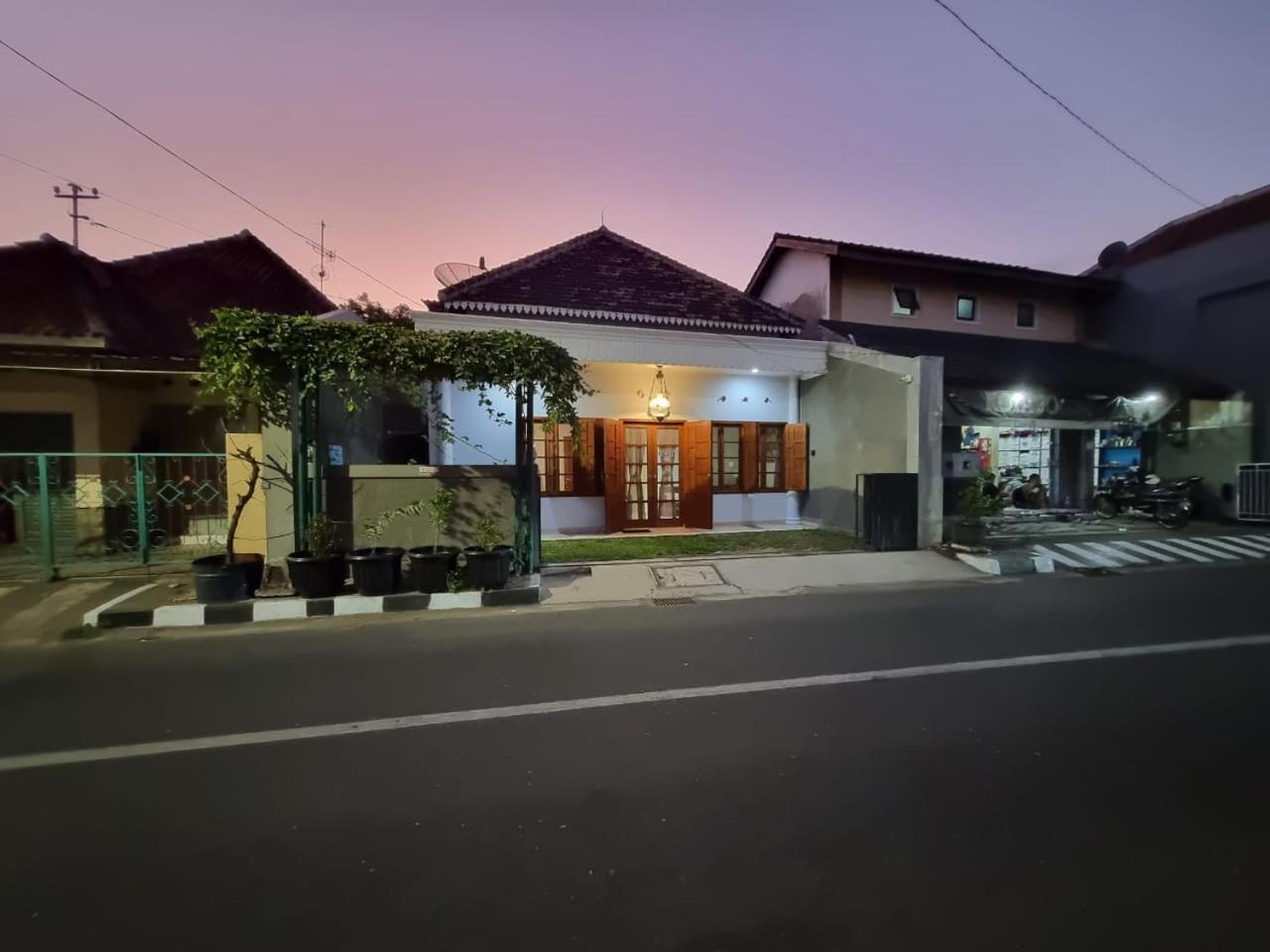 House Of Kadipaten Yogyakarta Exterior photo